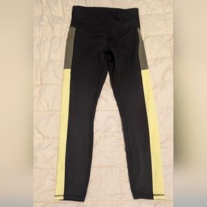 Stylish Black and Yellow Women's Leggings